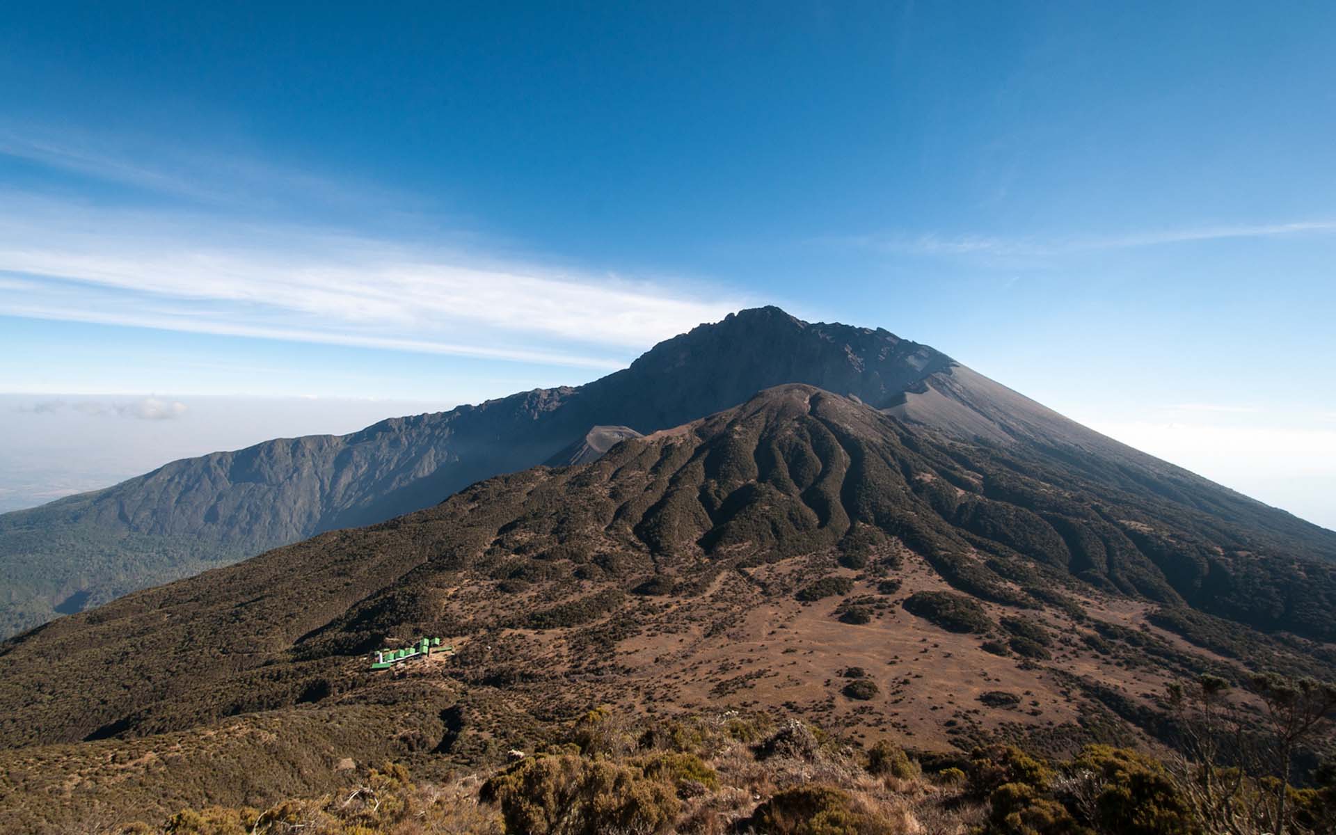 Mounatin Meru